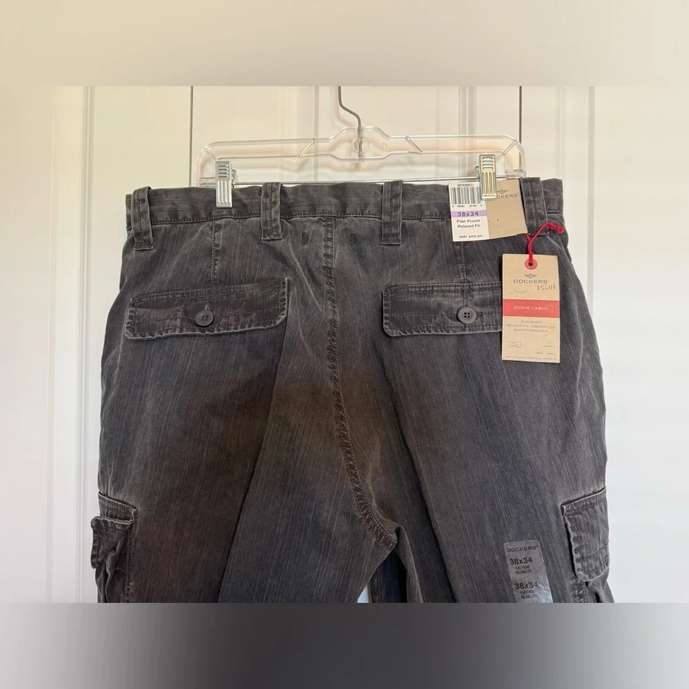 Dockers Dark Gray Cargo Pants for Men